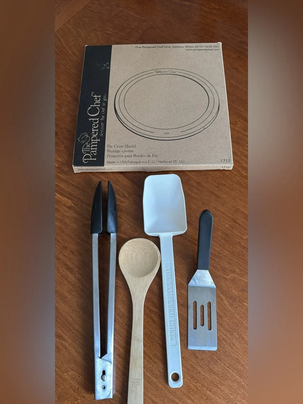Assorted “Pampered Chef” Kitchen Untesils